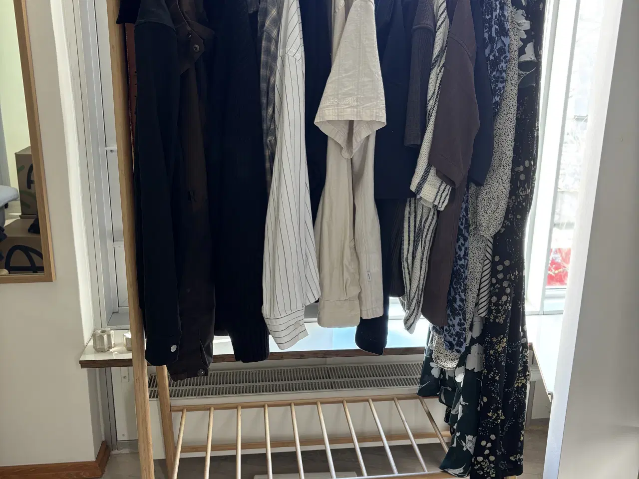 Billede 3 - Tøjstativ fra Jysk