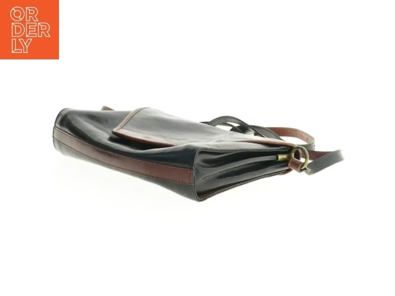 Billede 2 - Lædertaske (str. 23 x 19 cm)