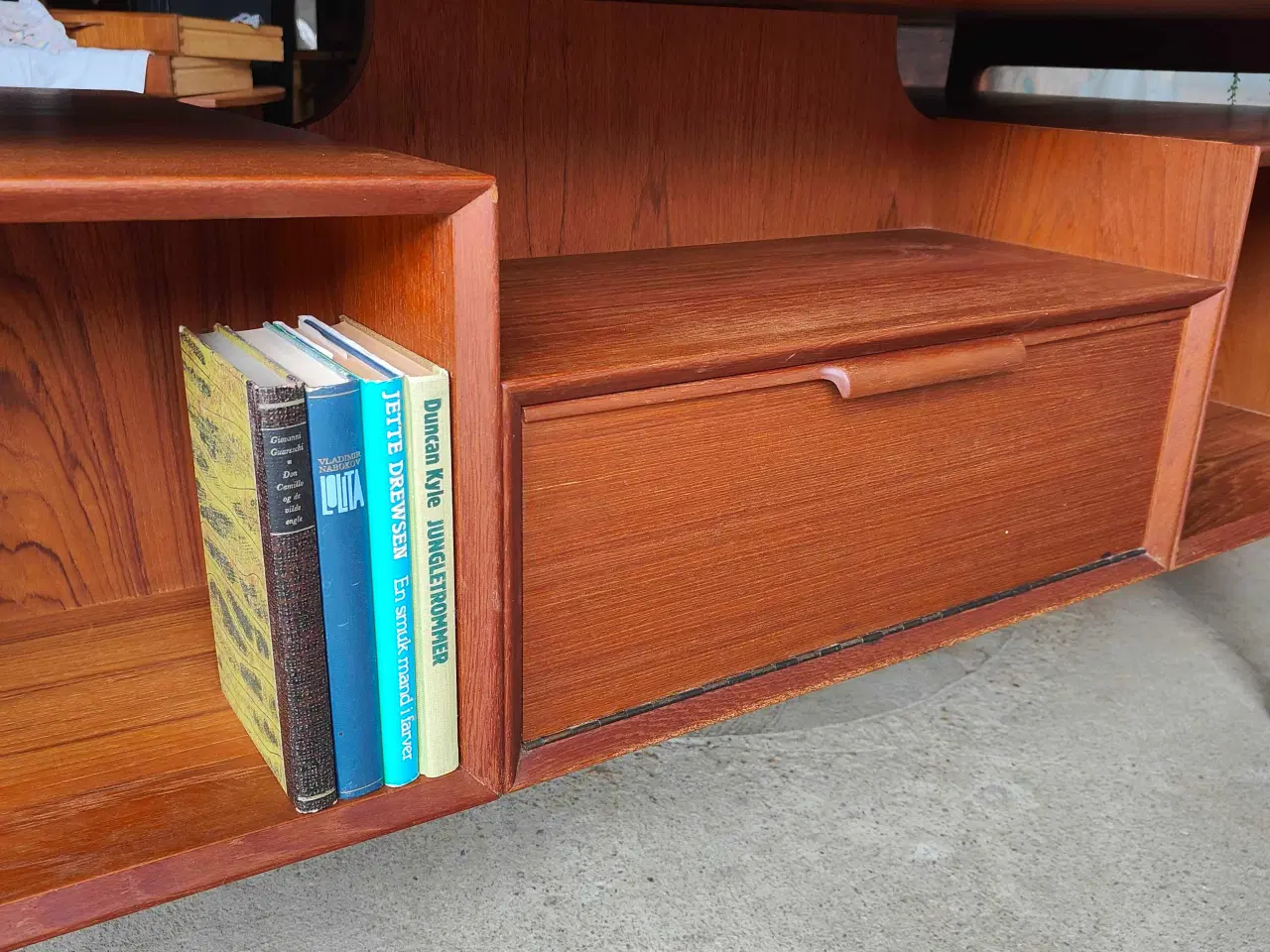 Billede 8 - Omann Jun teak skrivebord – Model 75