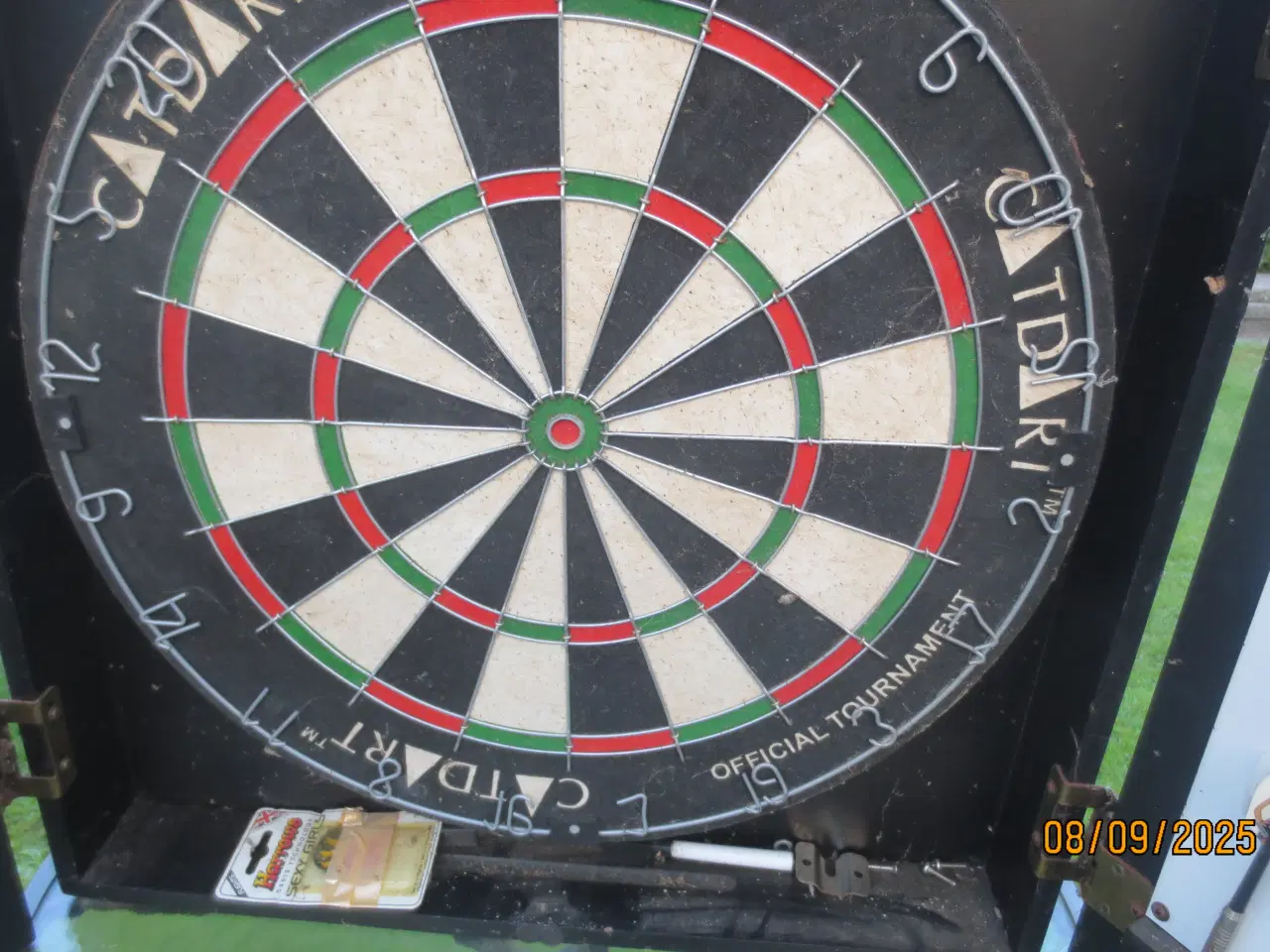 Billede 2 - 1 stk Dartspil i Skab