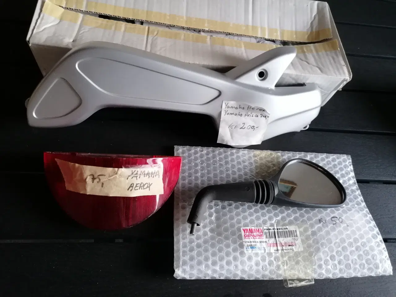 Billede 1 - 3 dele til Yamaha Aerox. Nye eller lidt brugt. (%)