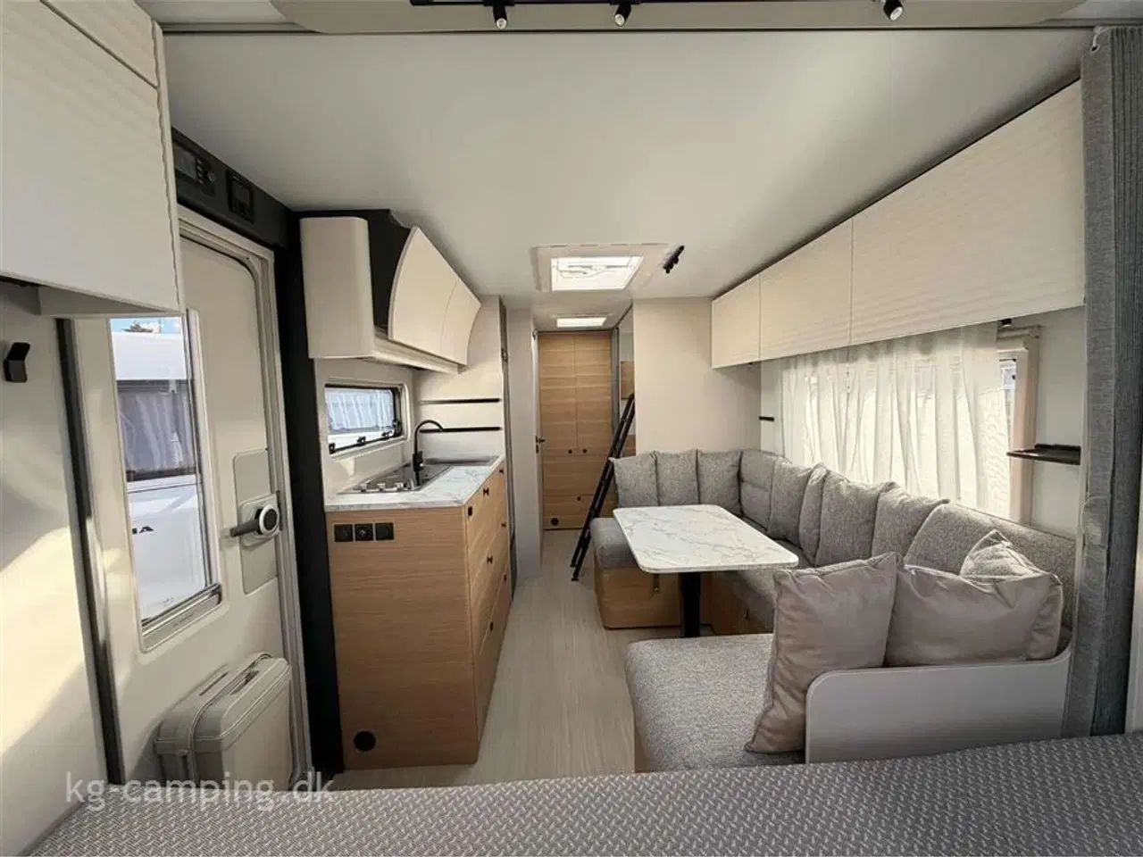 Billede 6 - 2026 - Adria Adora 573 PT   Ny Adora generation nu på lager!