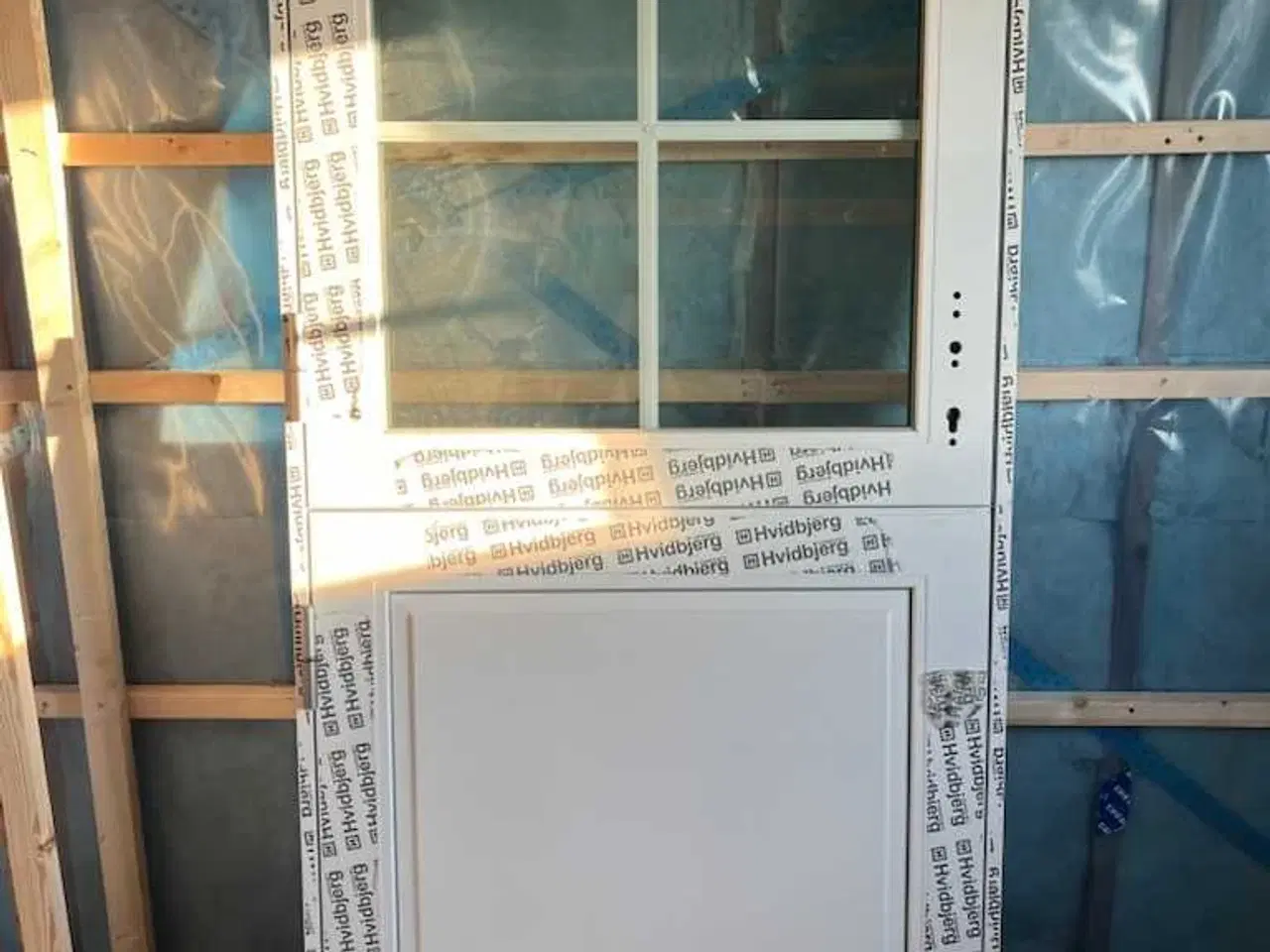 Billede 1 - Helt ny stalddør.