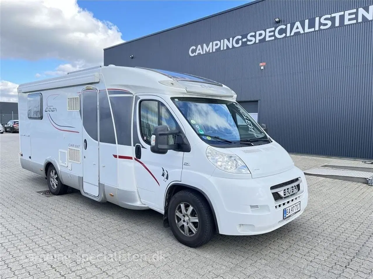 Billede 2 - 2011 - Hymer Eriba   2011 Hymer Eriba Car 697 - se den nu hos Camping-Specialisten i Silkeborg