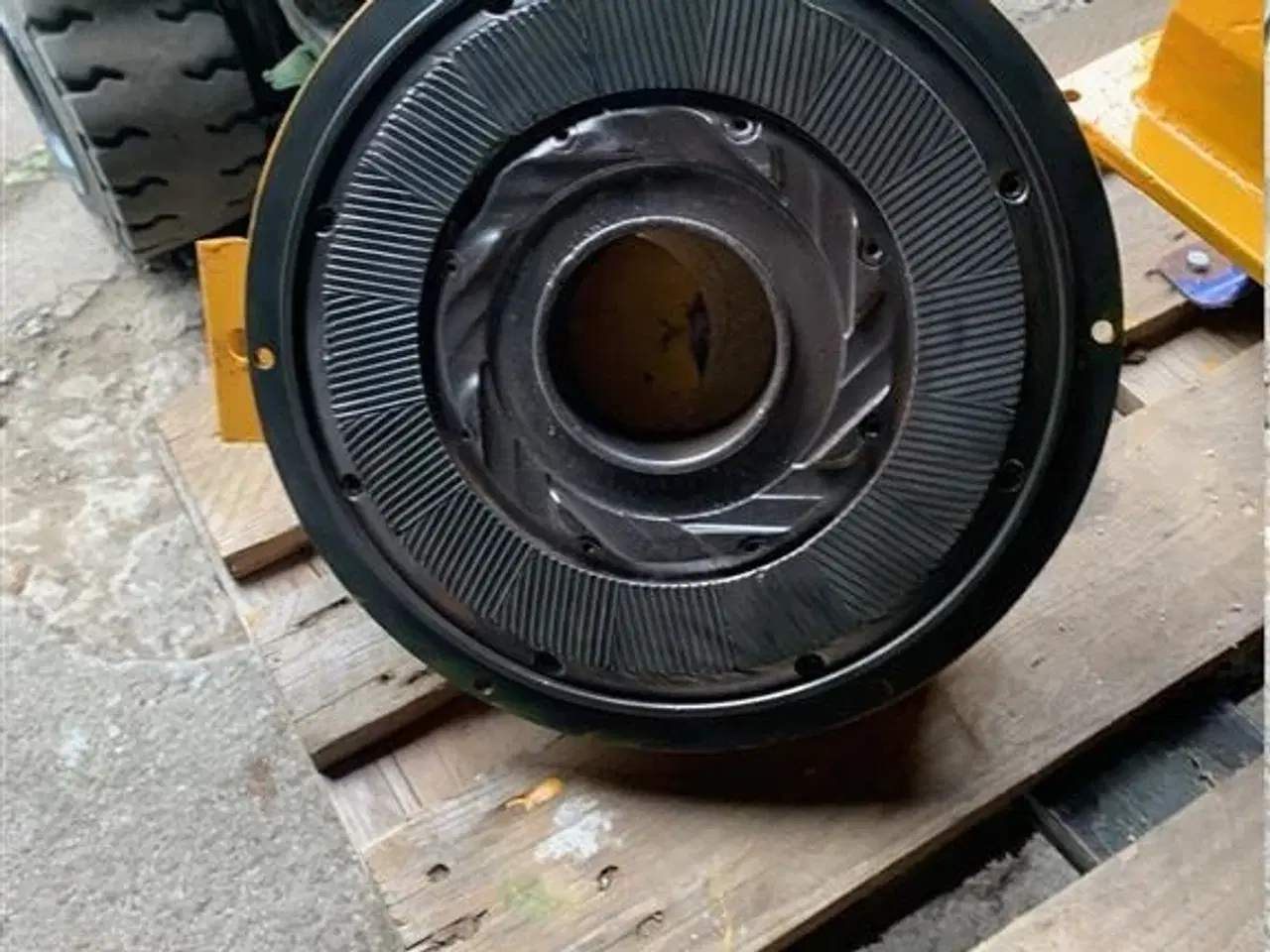 Billede 3 - Skiold SK2500 Skivemølle  aut. med 7,5 kW E-Motor