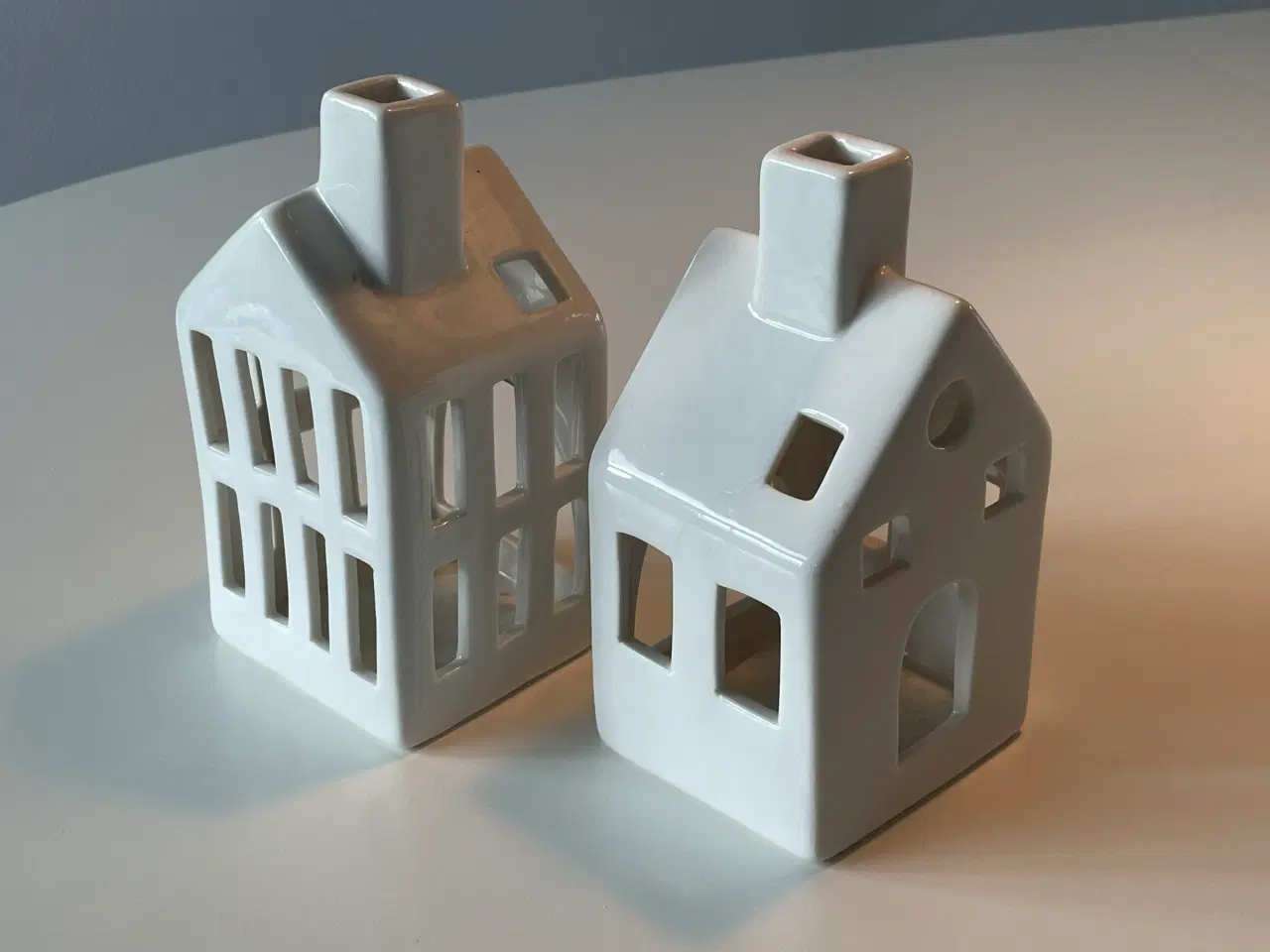 Billede 2 - 2 dekorative lygtehuse