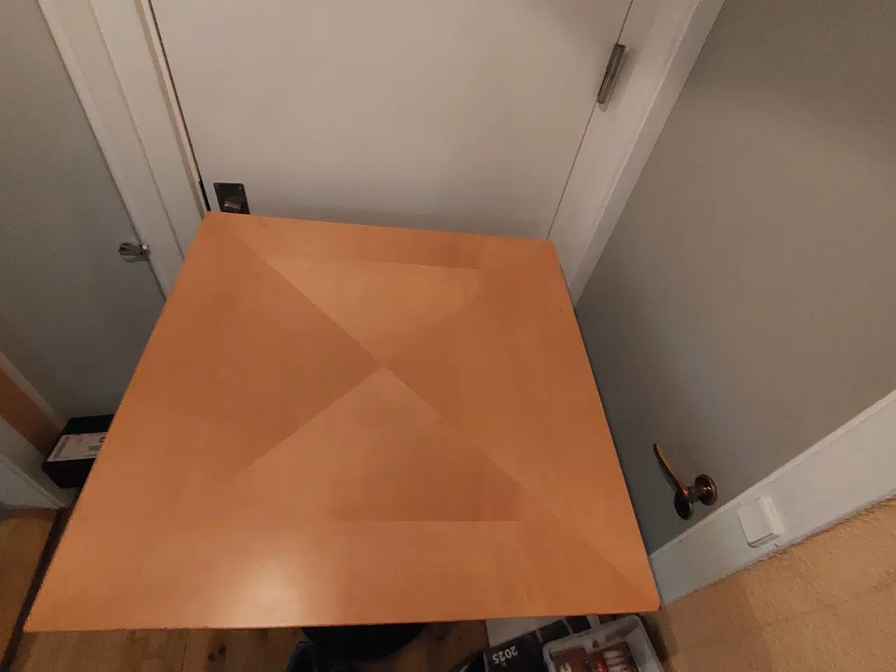 Billede 1 - Cafe/Barbord med fodhviler