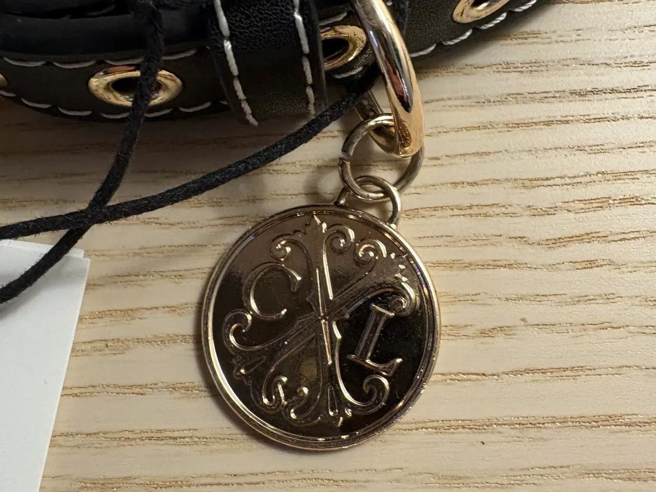 Billede 2 - Læder halsbånd 