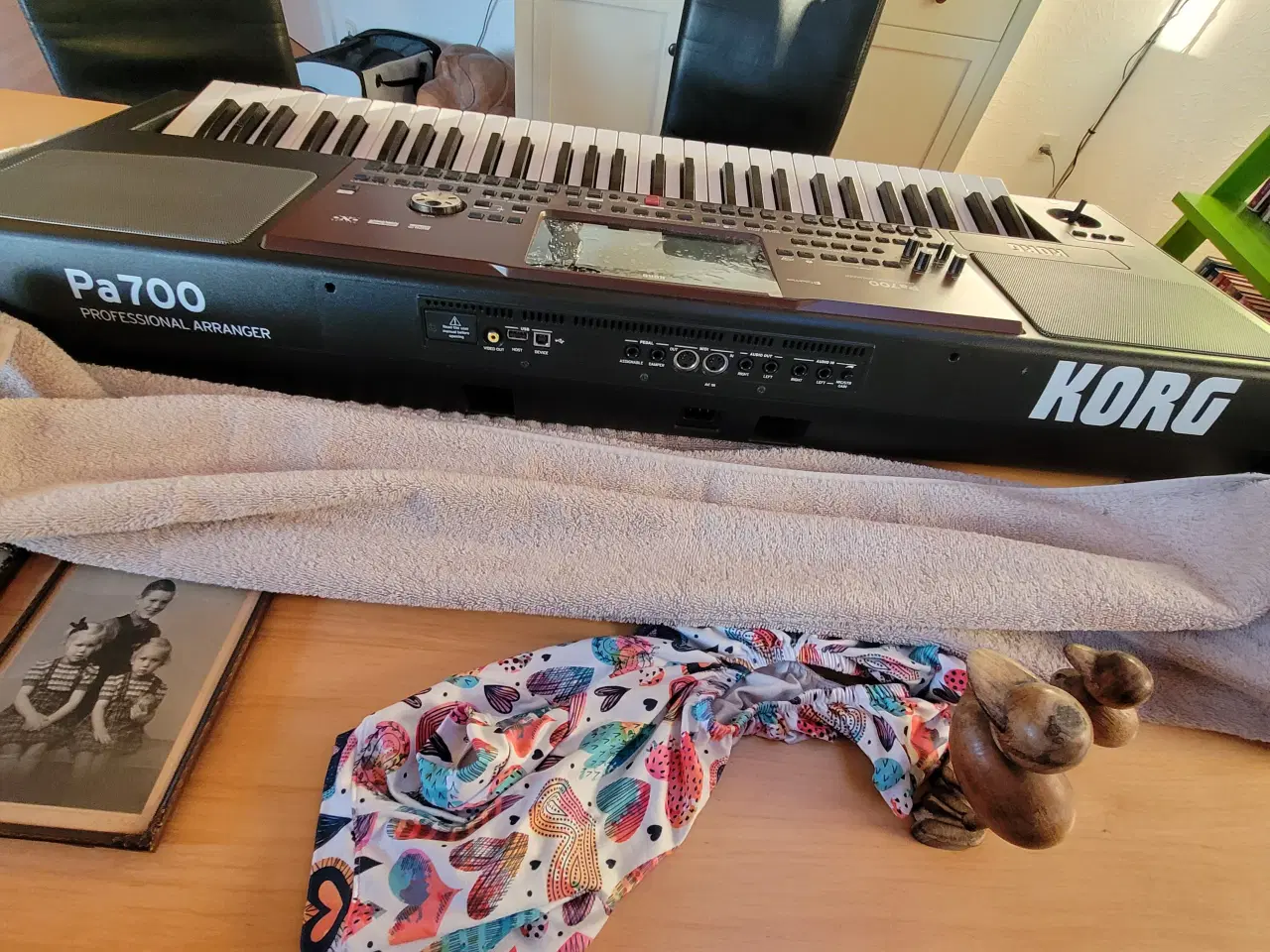 Billede 2 - Keyboard mærket korg pa 700 med stativ.