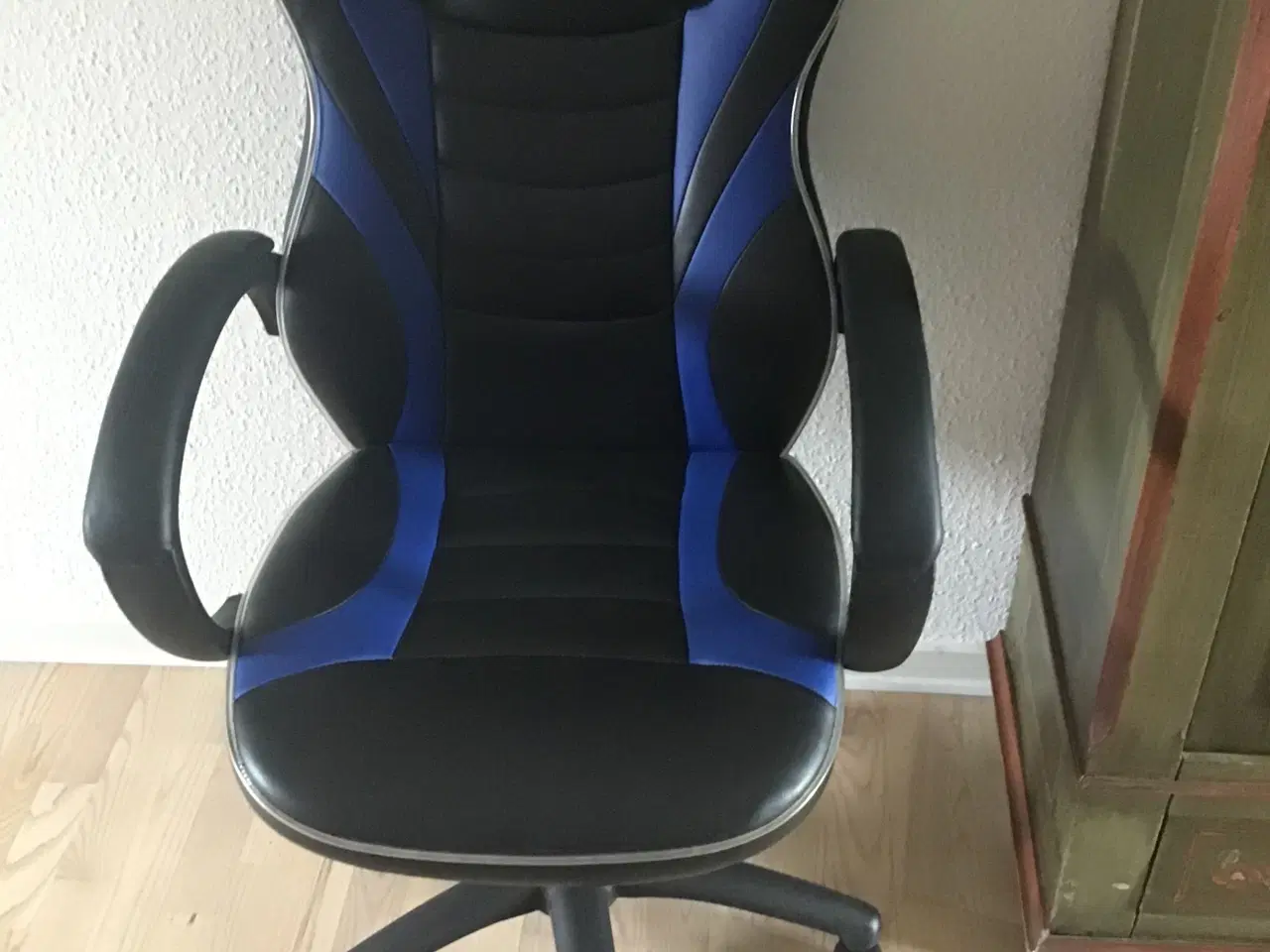 Billede 1 - Gaming kontorstol med LED-lys sort/blå kunstlæder