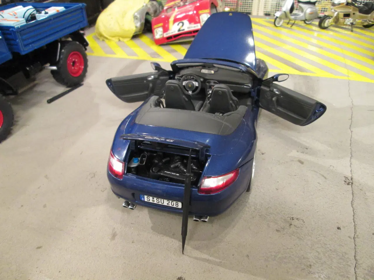 Billede 6 - Porsche 911 Carrera 4S   Norev  1:18