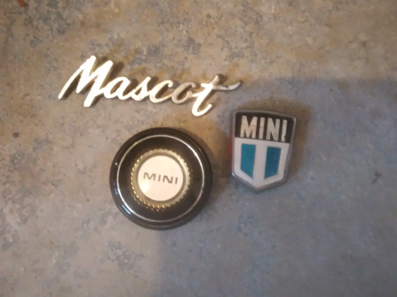 Billede 1 - samlerobjekt fra en Morris Mascot  /  Morris Mini