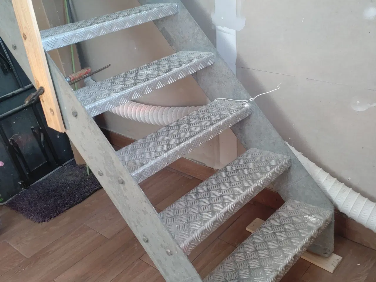 Billede 1 - Ståltrappe - galvaniseret