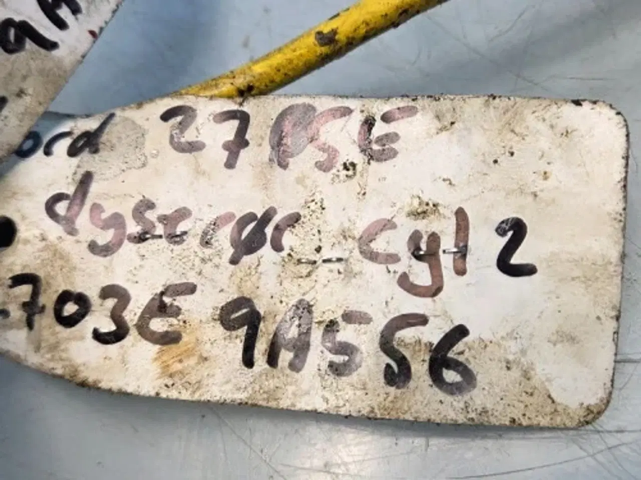 Billede 8 - Ford 2715E Dyserør Sæt 2703E9A557