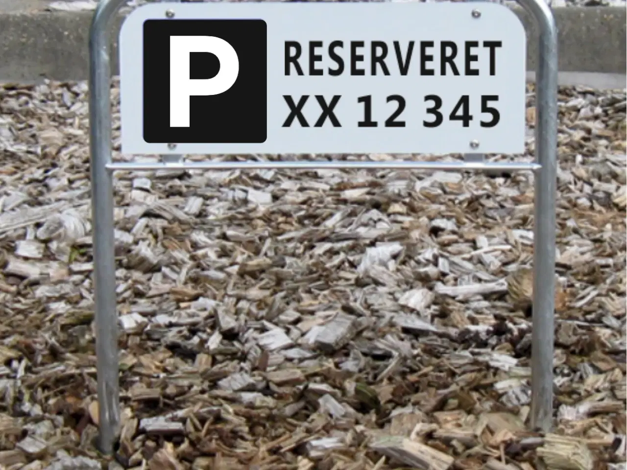 Billede 2 - Parkeringskilt med reservering til din bil. Har du