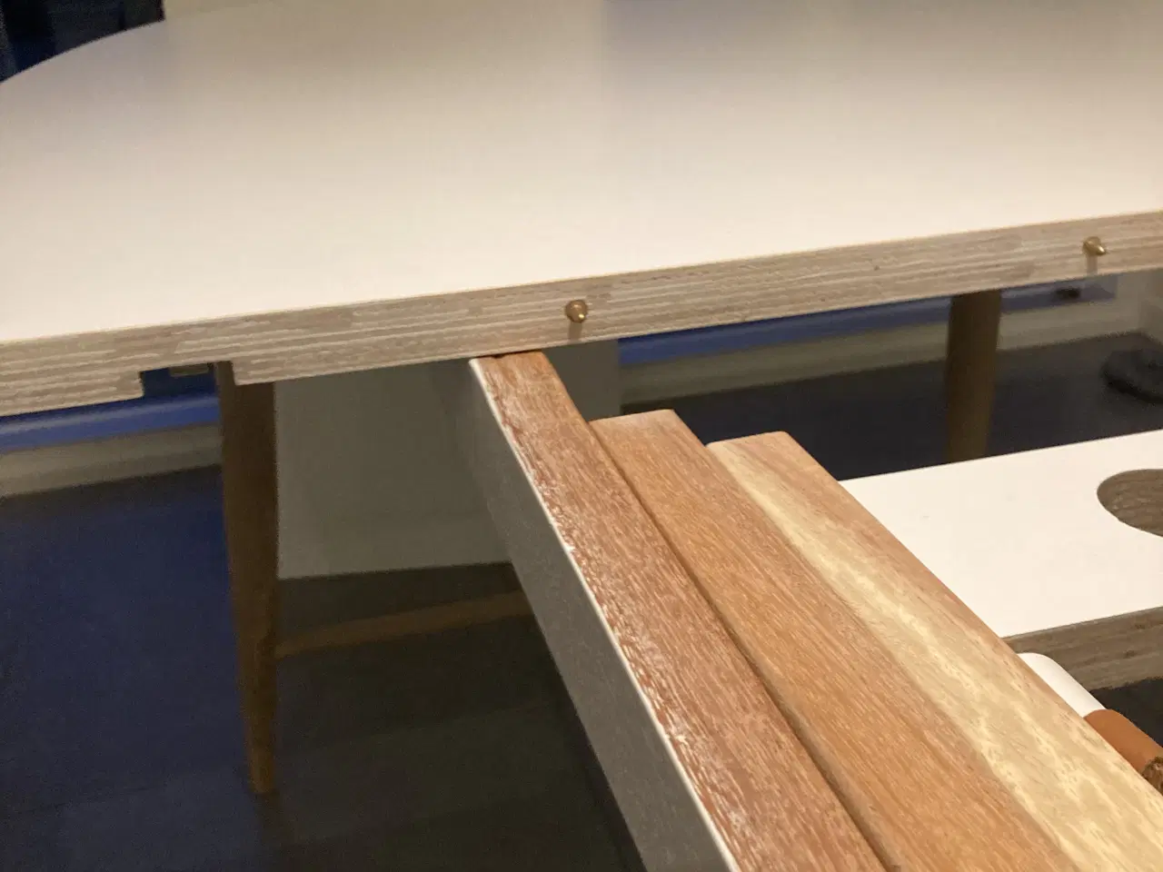 Billede 4 - Spisebord Helt nyt - laminat - uåbnet original emb