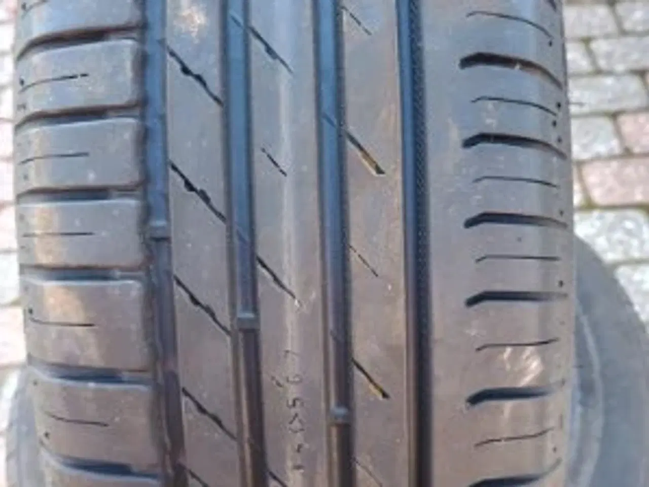 Billede 3 -  195/60x16 sommerdæk