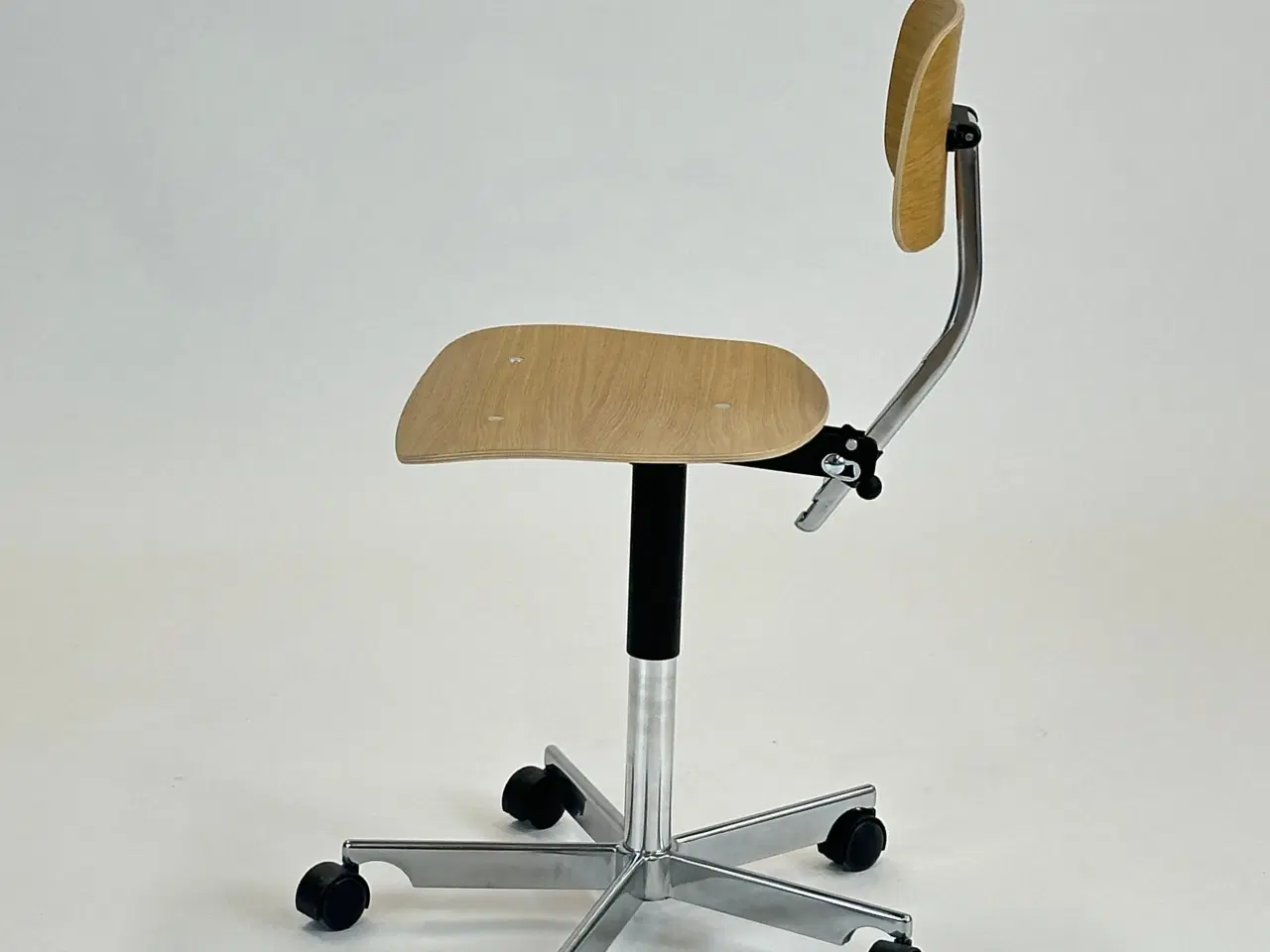 Billede 4 - Montana Kevi 2533 kontorstol (Træ)