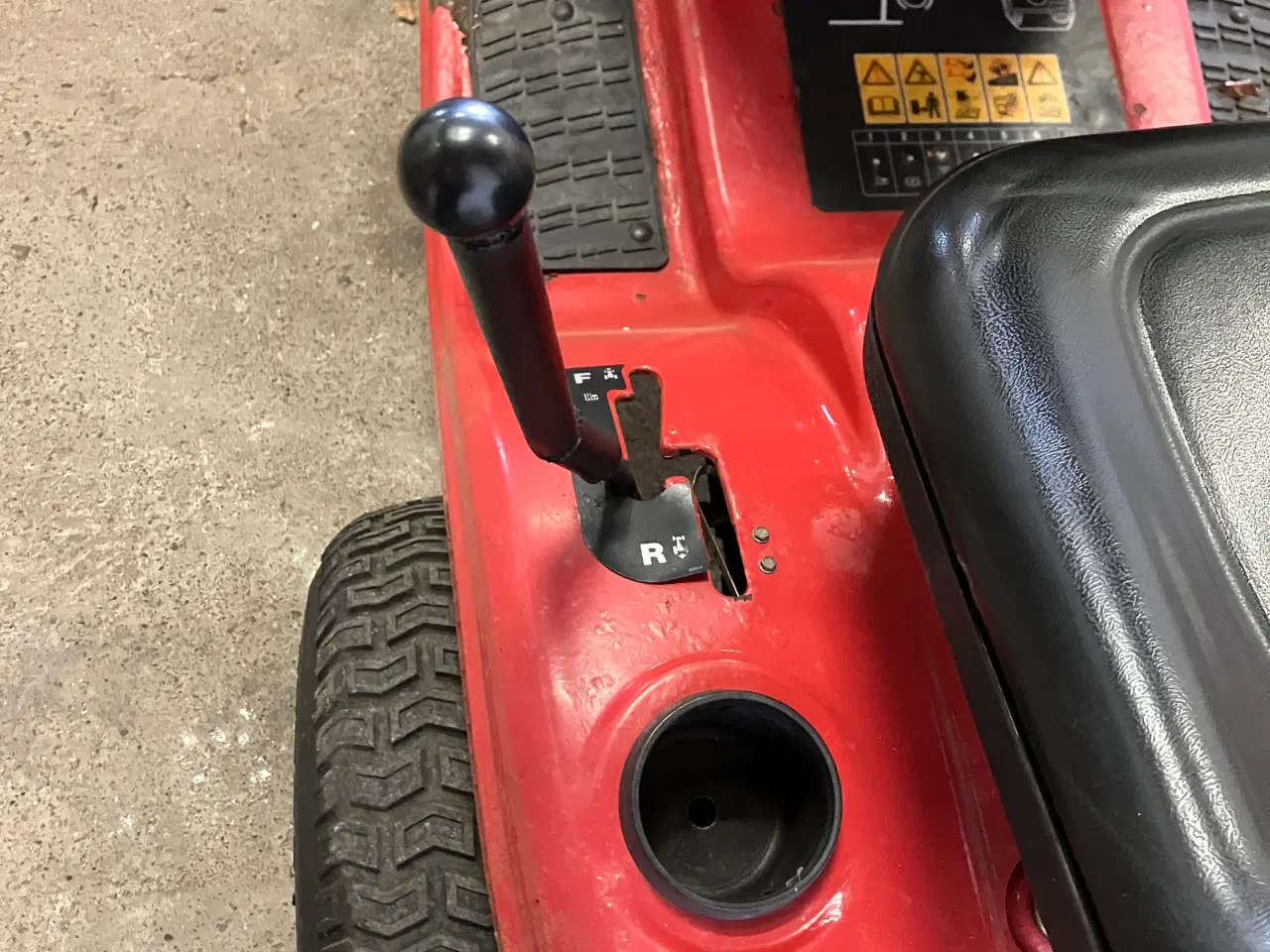 Billede 5 - MTD havetraktor med b/s motor, hydrostat.