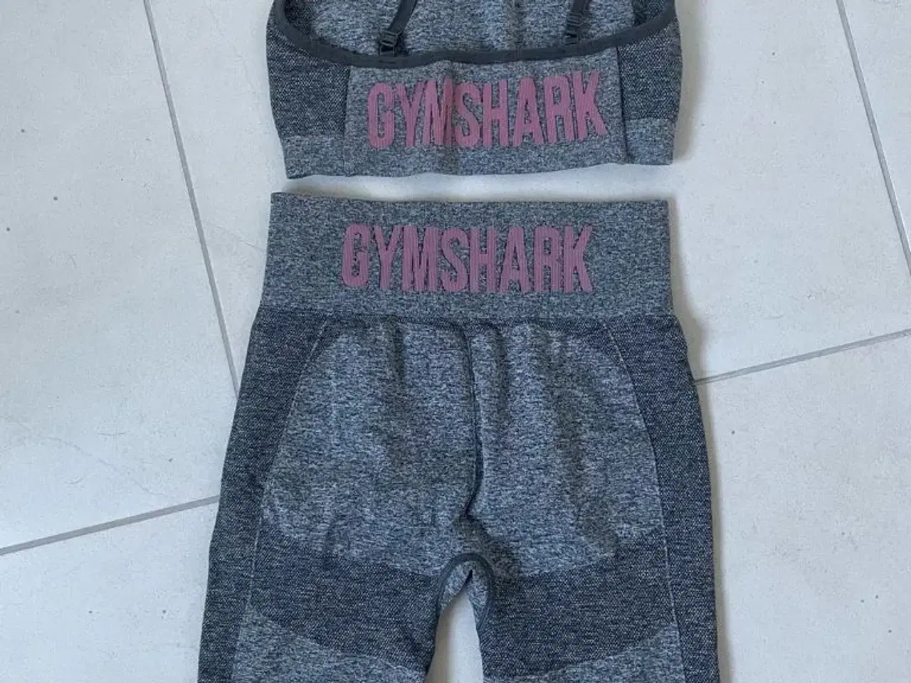 Billede 1 - Gym Shark