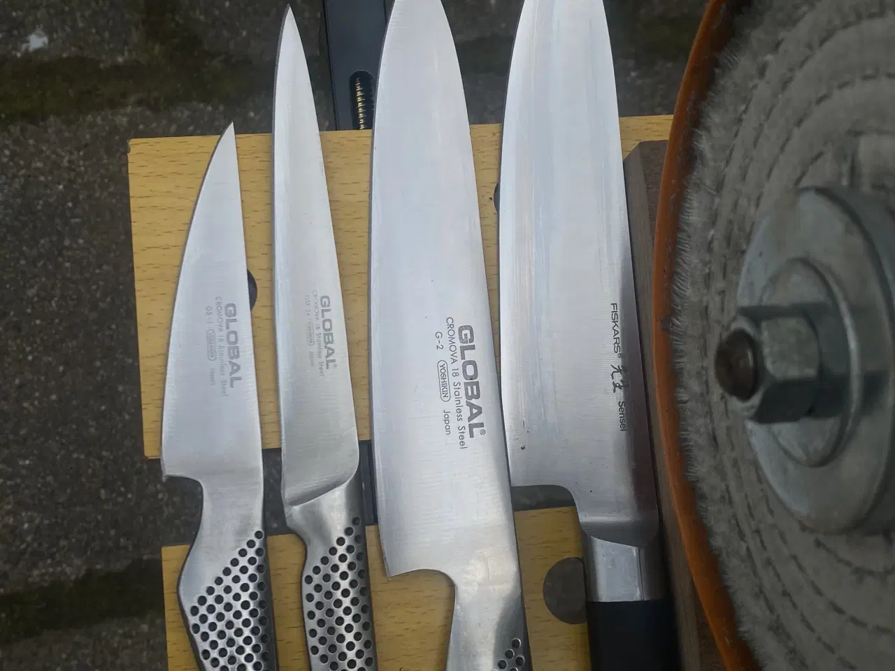 Billede 2 - Knivslibning for 50 kr.