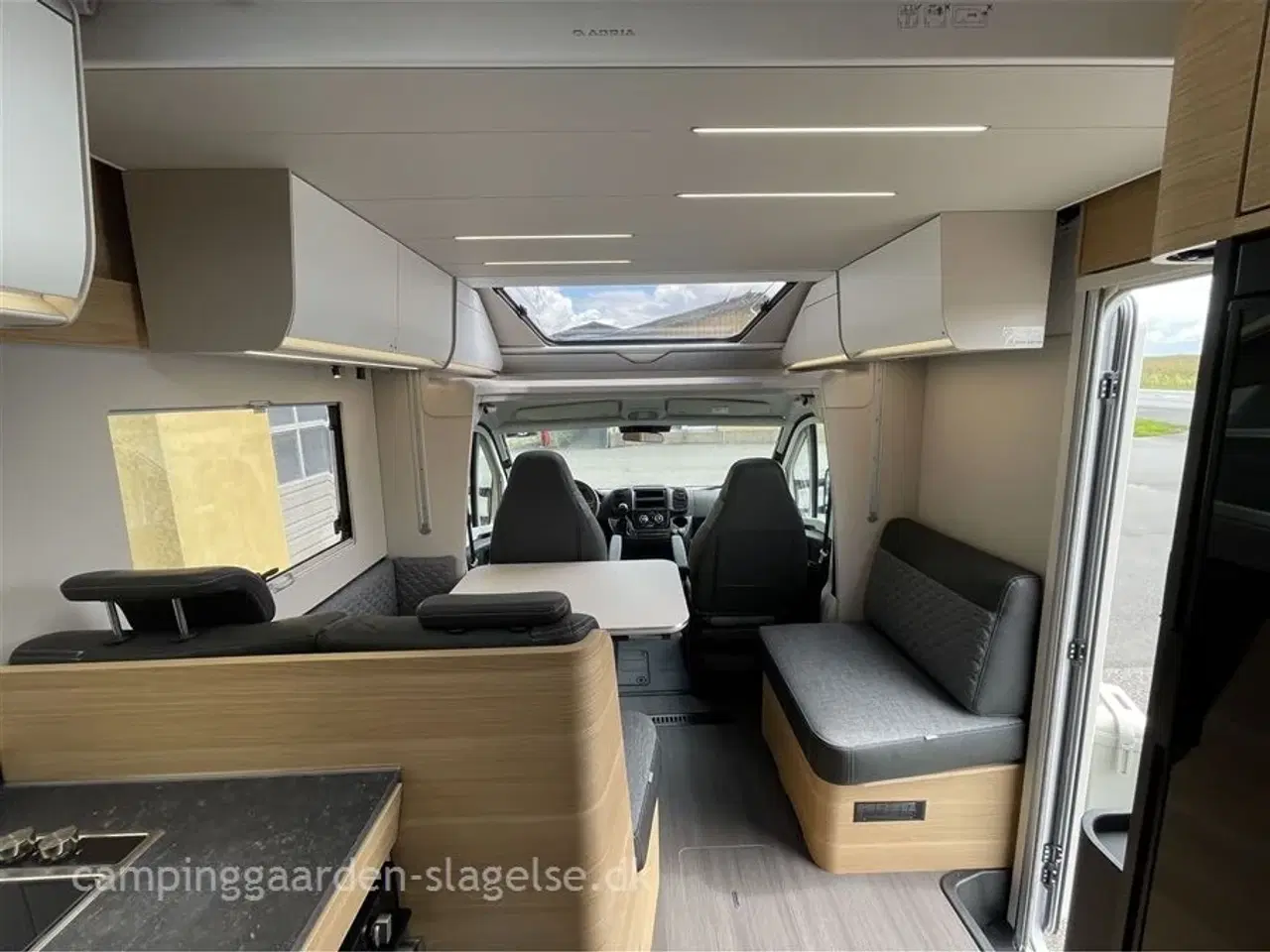 Billede 25 - 2023 - Adria Matrix Plus 670 SL   AUTOMATGEAR