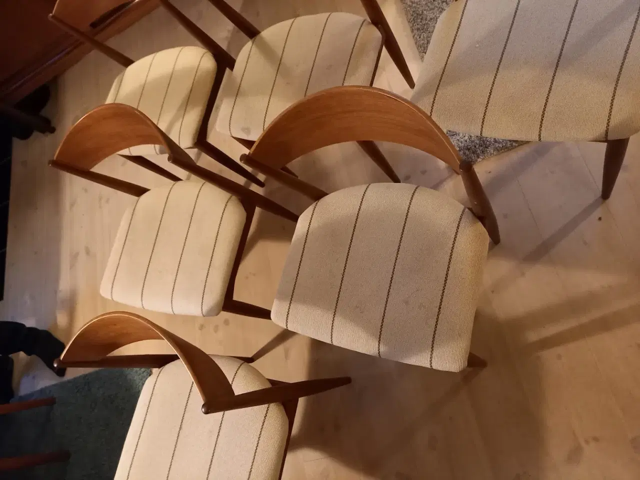 Billede 6 - 6 spisebordsstole fra Farstrup møbelfabrik