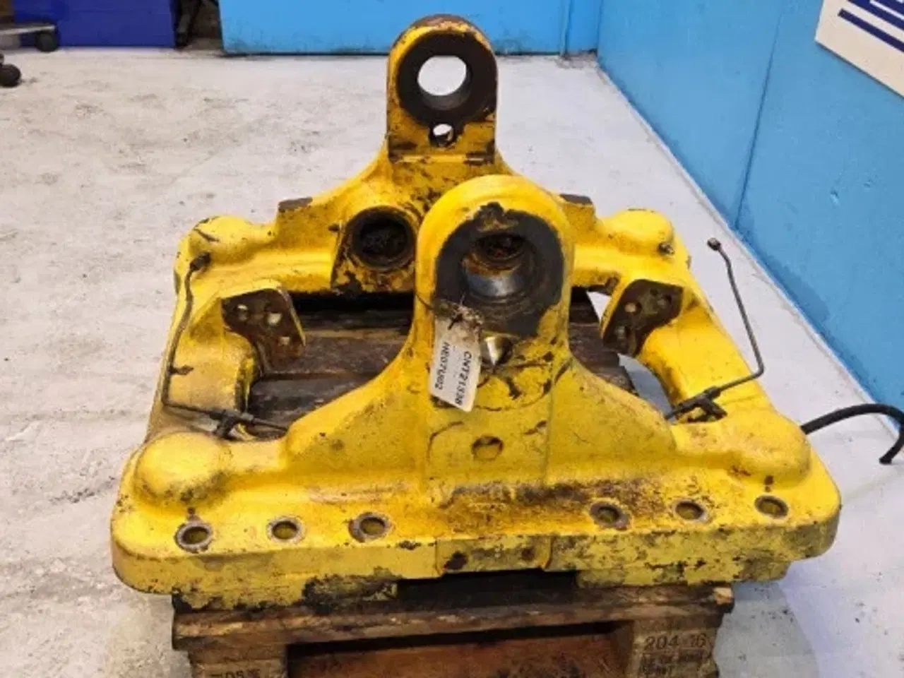 Billede 14 - New Holland LB115B Beslag 87356803