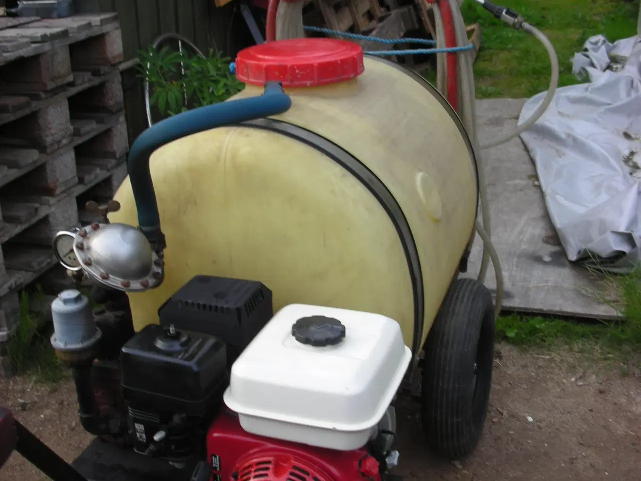 Billede 2 - Hardi sprøjte med Honda GX 200.