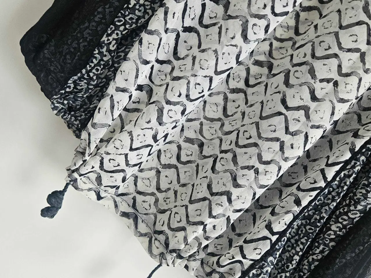 Billede 11 - En masse forskellige kjoler 