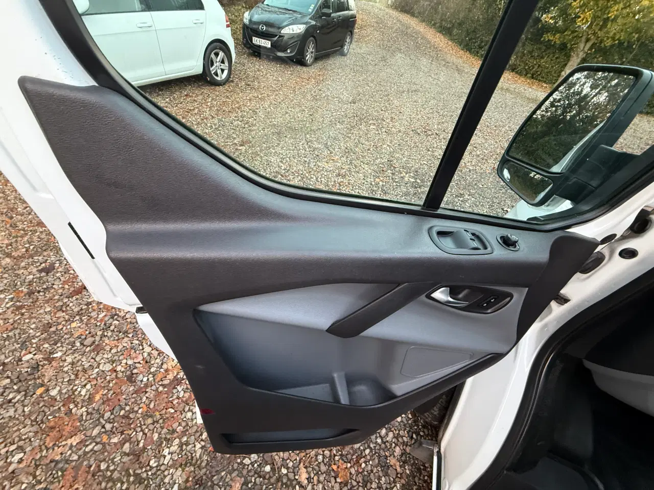 Billede 7 - Ford transit med lav km og træk til 2800 kg