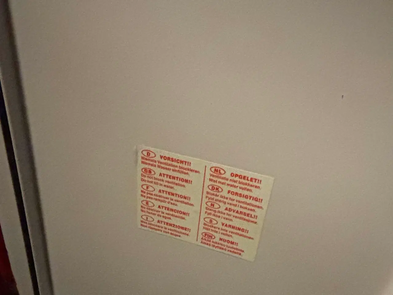 Billede 4 - Lille Evercool køleskab 