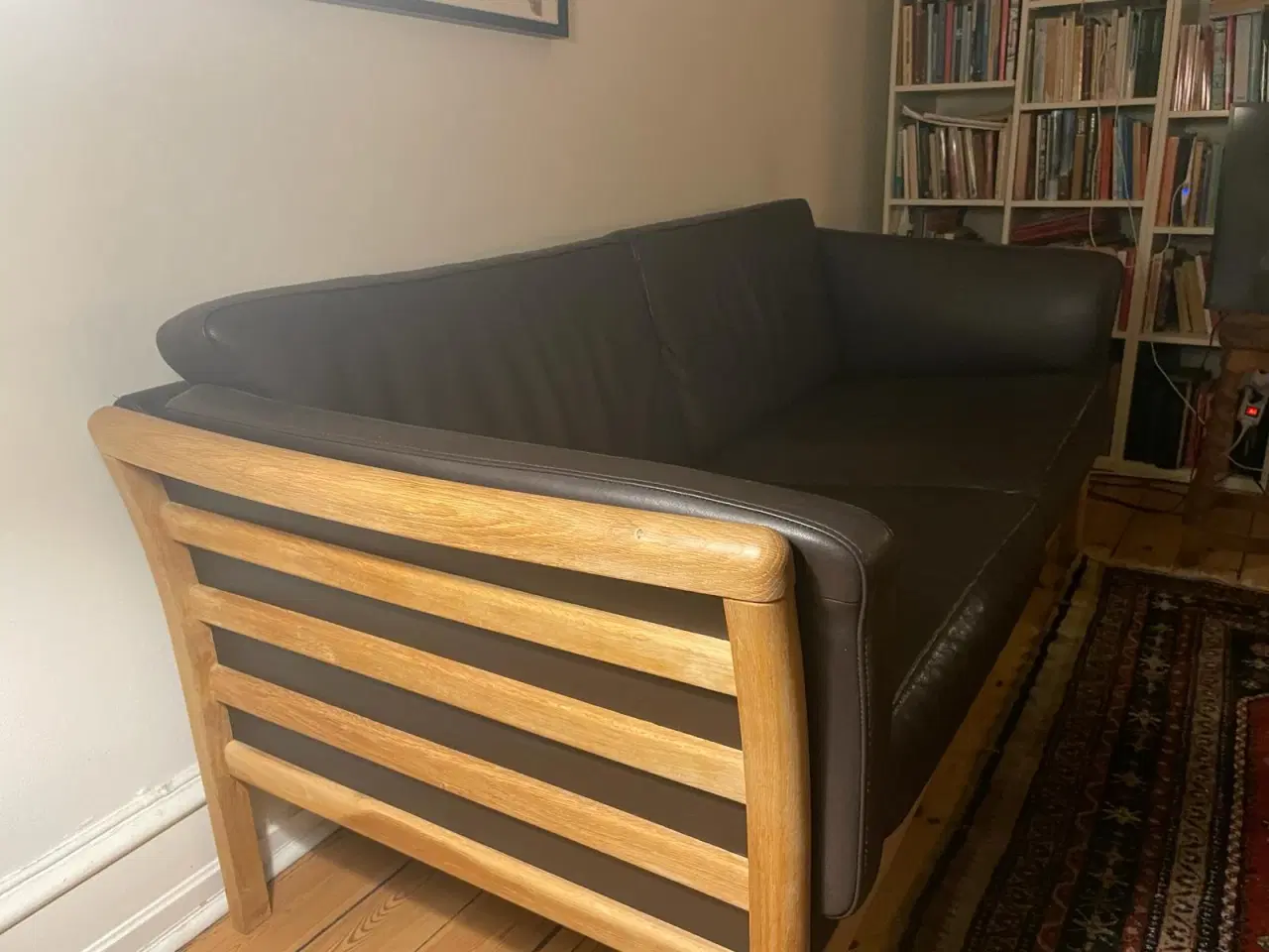 Billede 5 - Mørk brun læder sofa