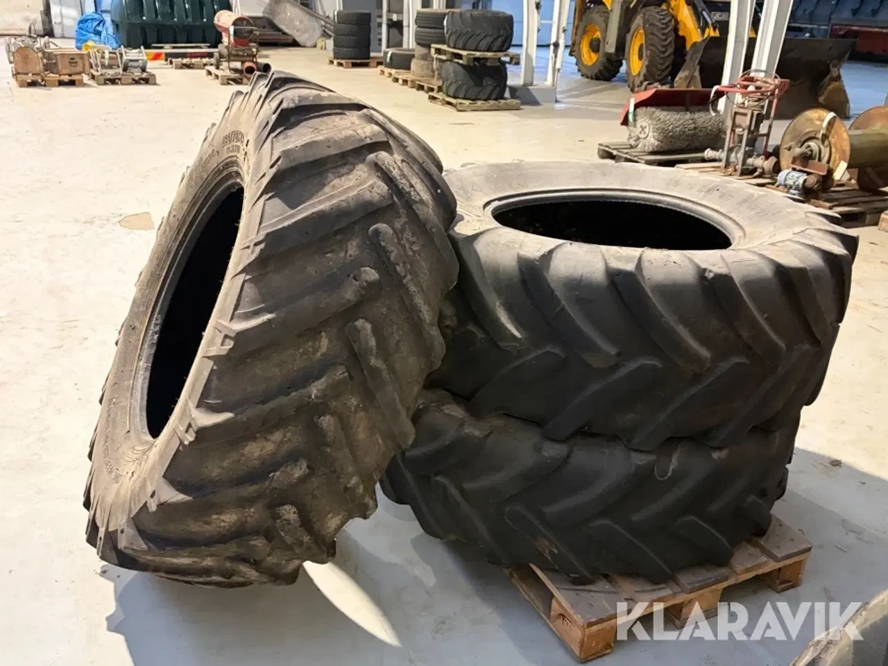 Billede 3 - Hjul + dæk Michelin + Seventy 19.5LR28 + 16.9R28X