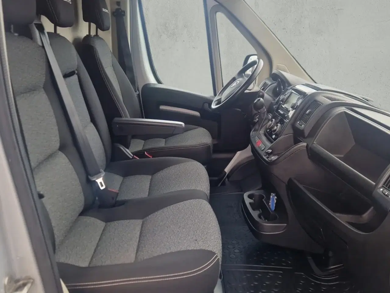 Billede 12 - Fiat Ducato 35 2,3 MJT 140 Kassevogn L2H2 Pro+ aut.