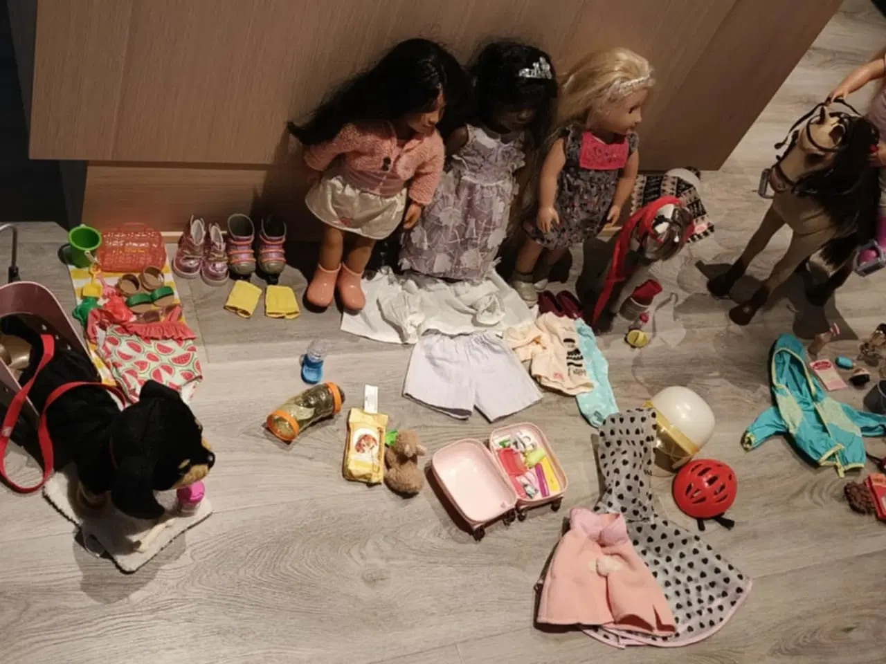 Billede 1 - Our Generation dukker og udstyr