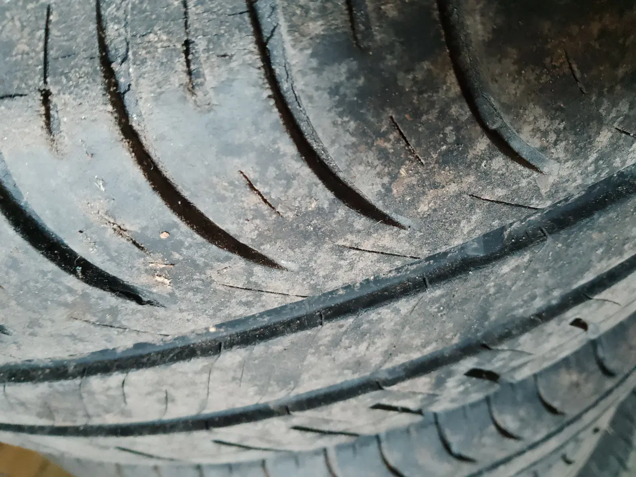 Billede 3 - Michelin-dæk m. fælge 175/65 R14