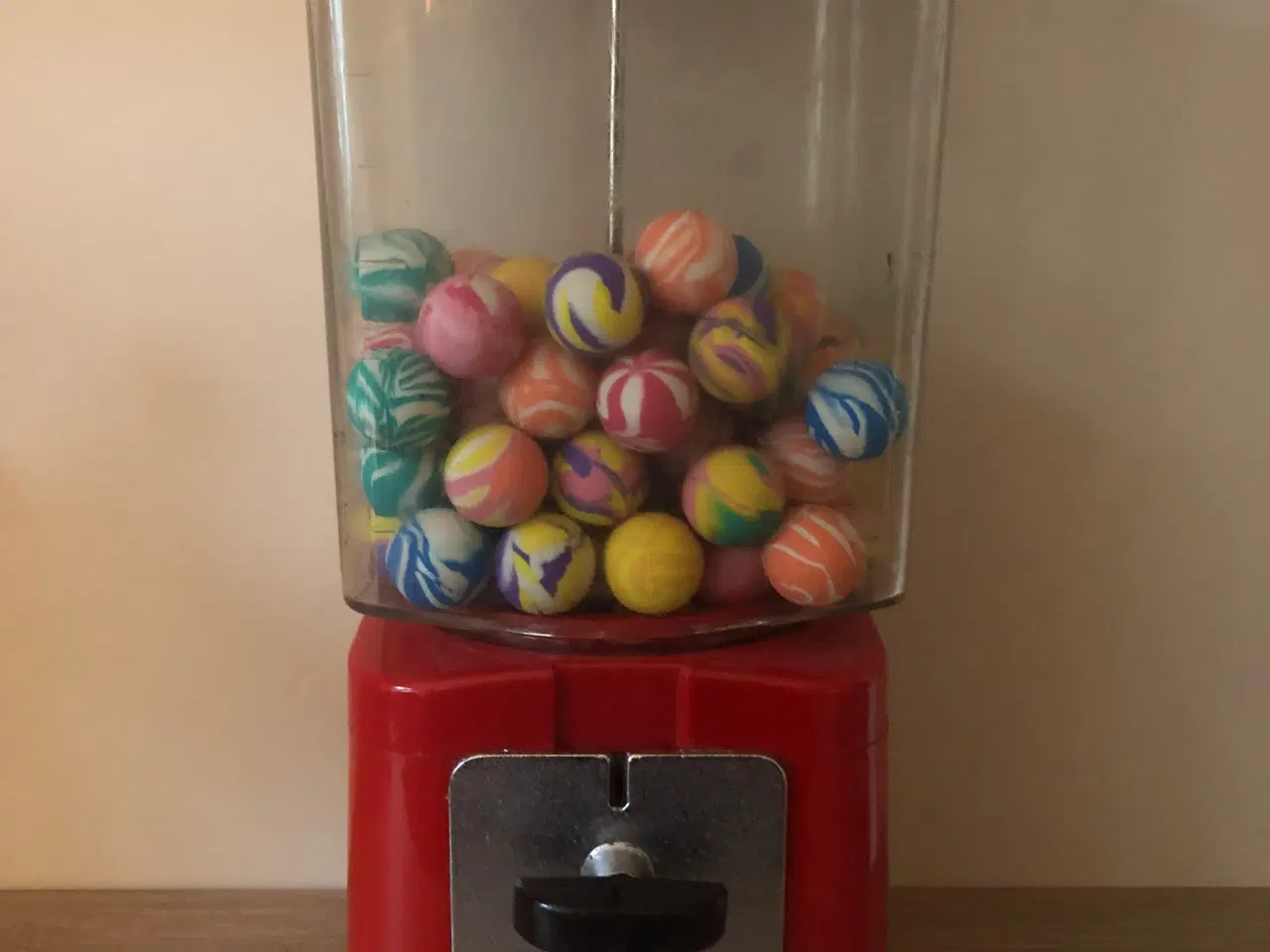 Billede 1 - Retro automat med hoppebolde 