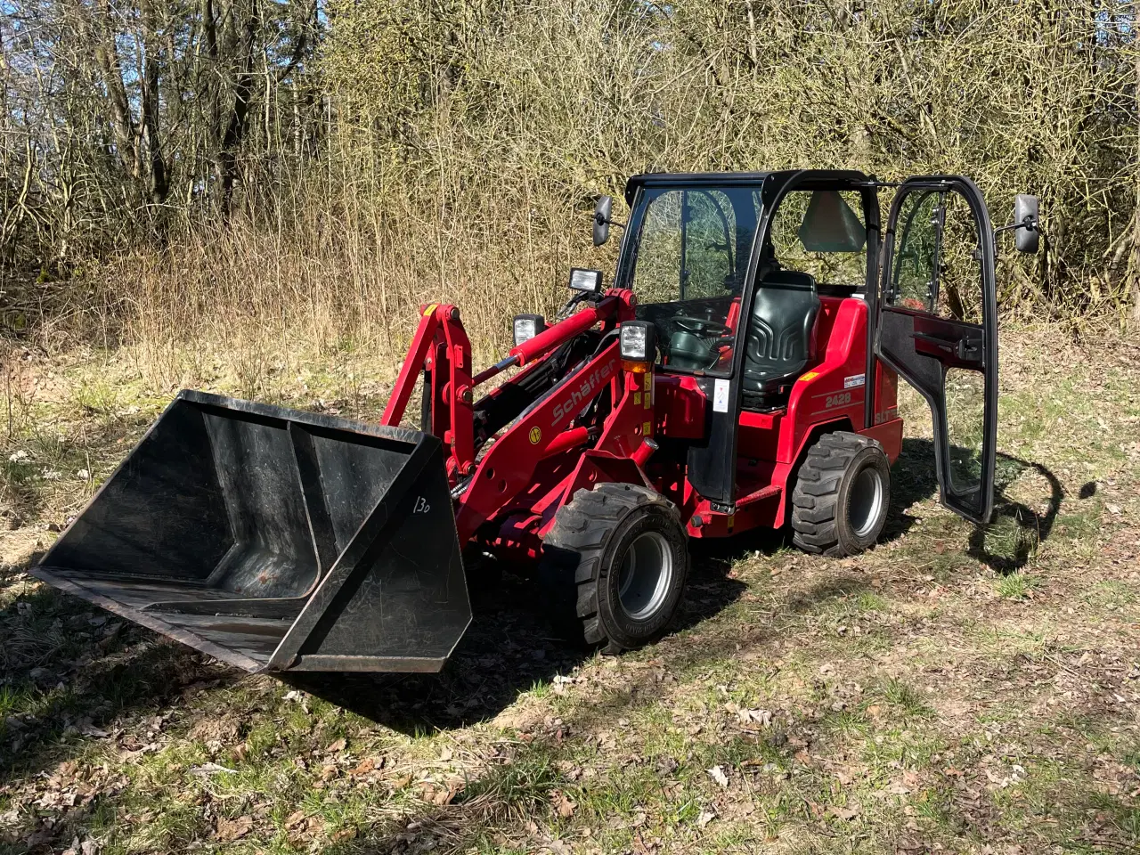 Billede 1 - Schäffer 2428 SLT, kun 330 timer
