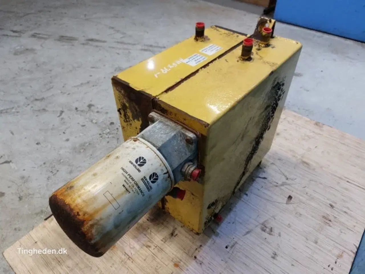 Billede 10 - New Holland FX38 Hydrauliktank 84429993