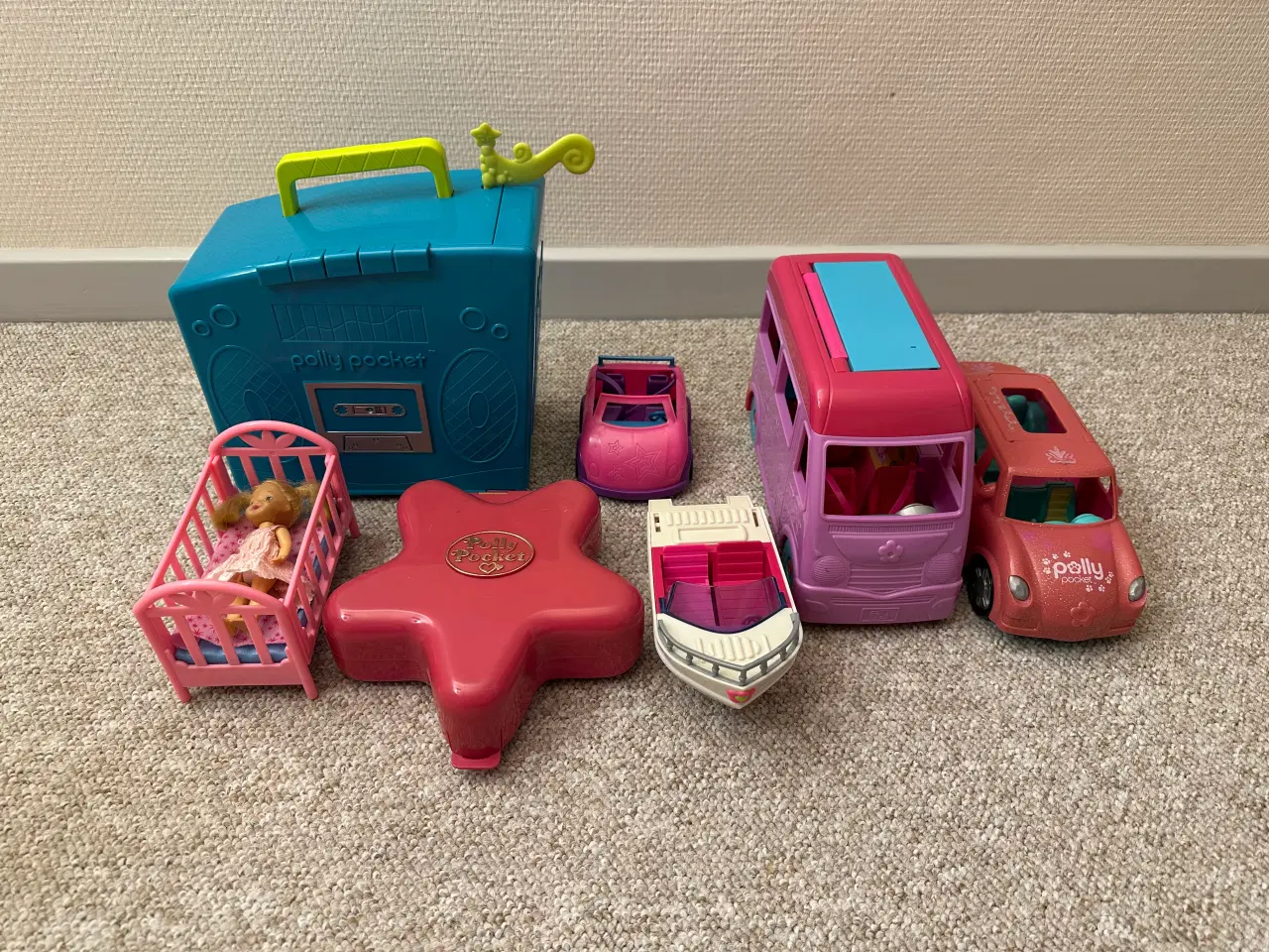 Billede 1 - Polly Pocket Legetøjssæt inkl. biler og tilbehør
