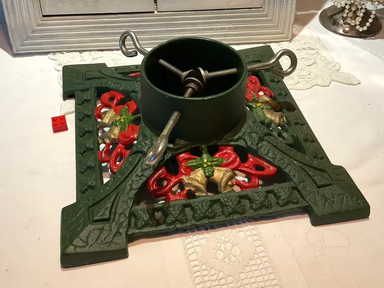 Billede 3 - Juletræsfod i støbjern