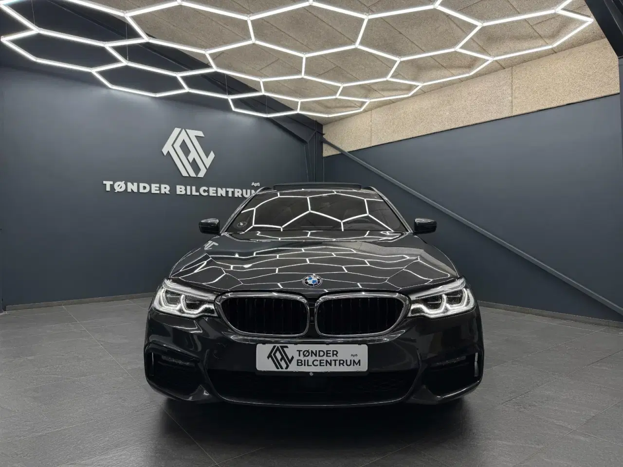 Billede 5 - BMW 530d 3,0 Touring M-Sport xDrive aut.