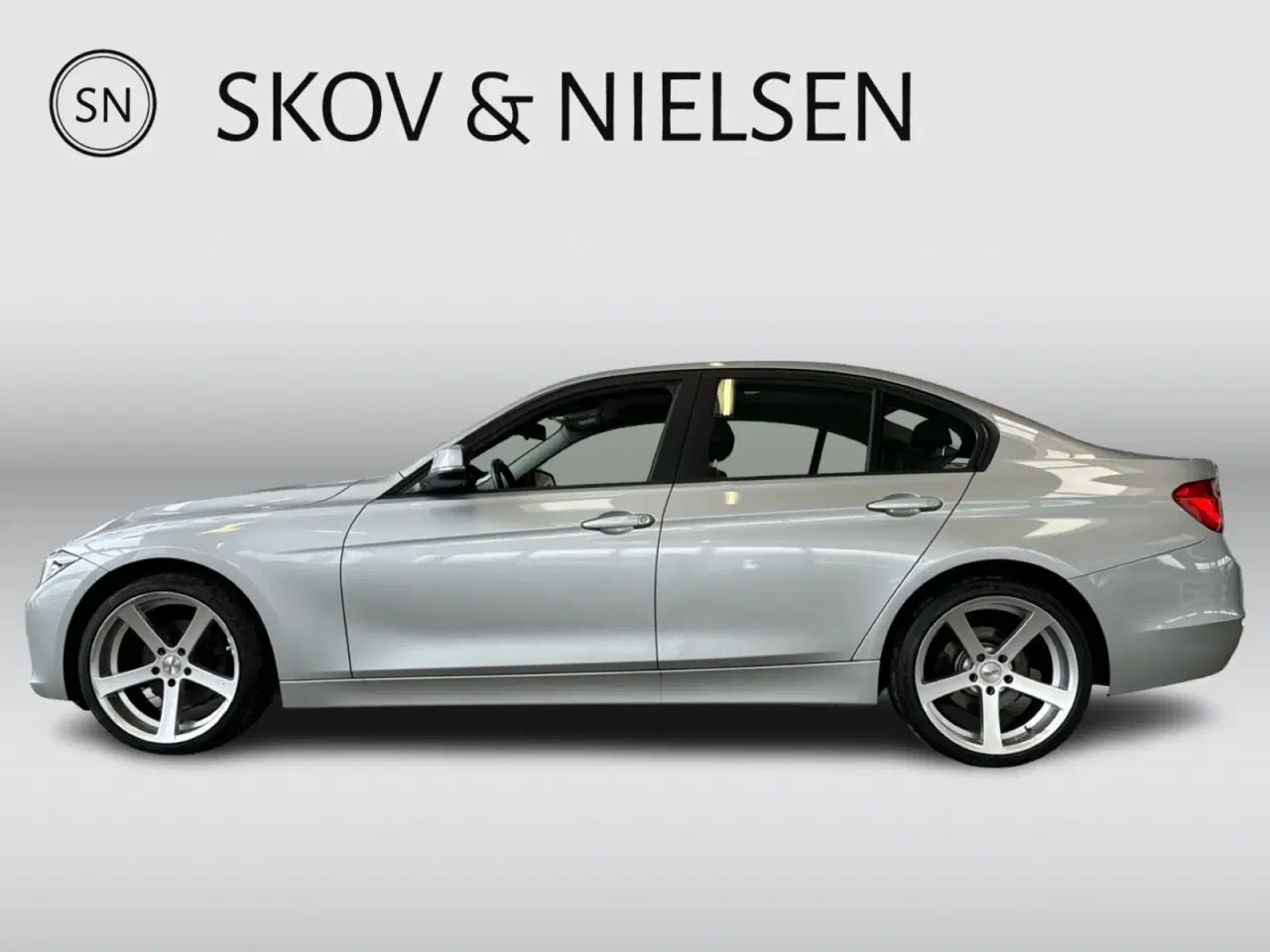 Billede 2 - BMW 320d 2,0 aut.