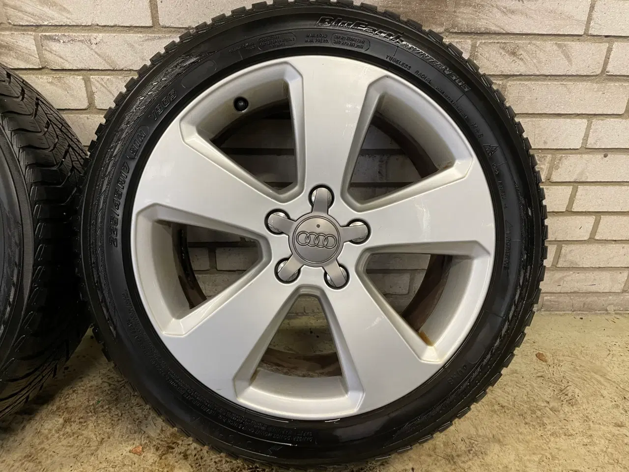 Billede 4 - 17 Audi A4 225/45r17 Ref.140 Vinter