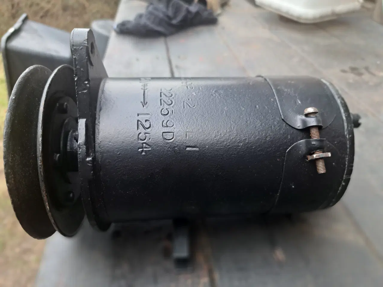 Billede 1 - Fordson Major dynamo 12V, renoveret