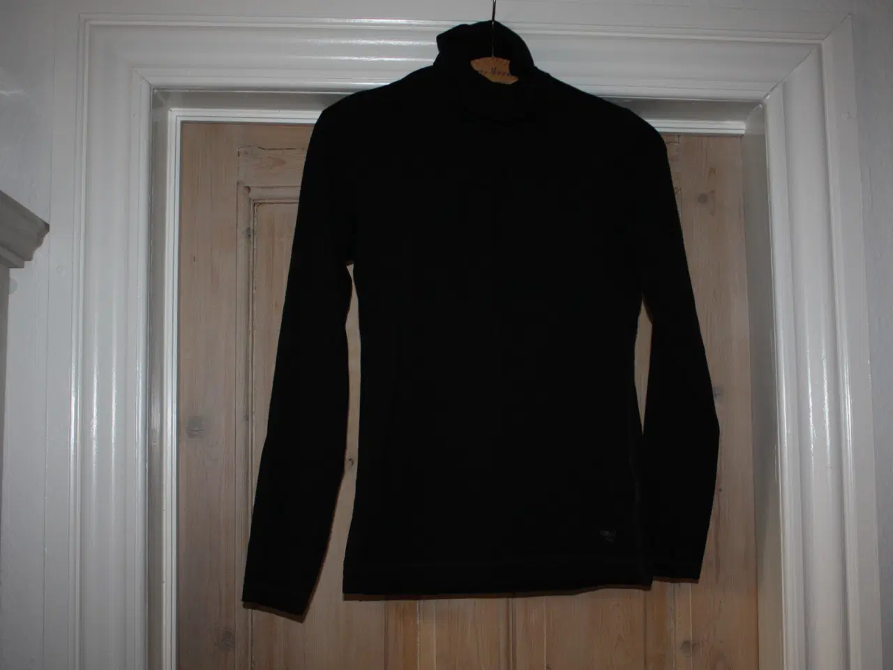 Billede 1 - Sort Esprit rullekrave / bluse str. M