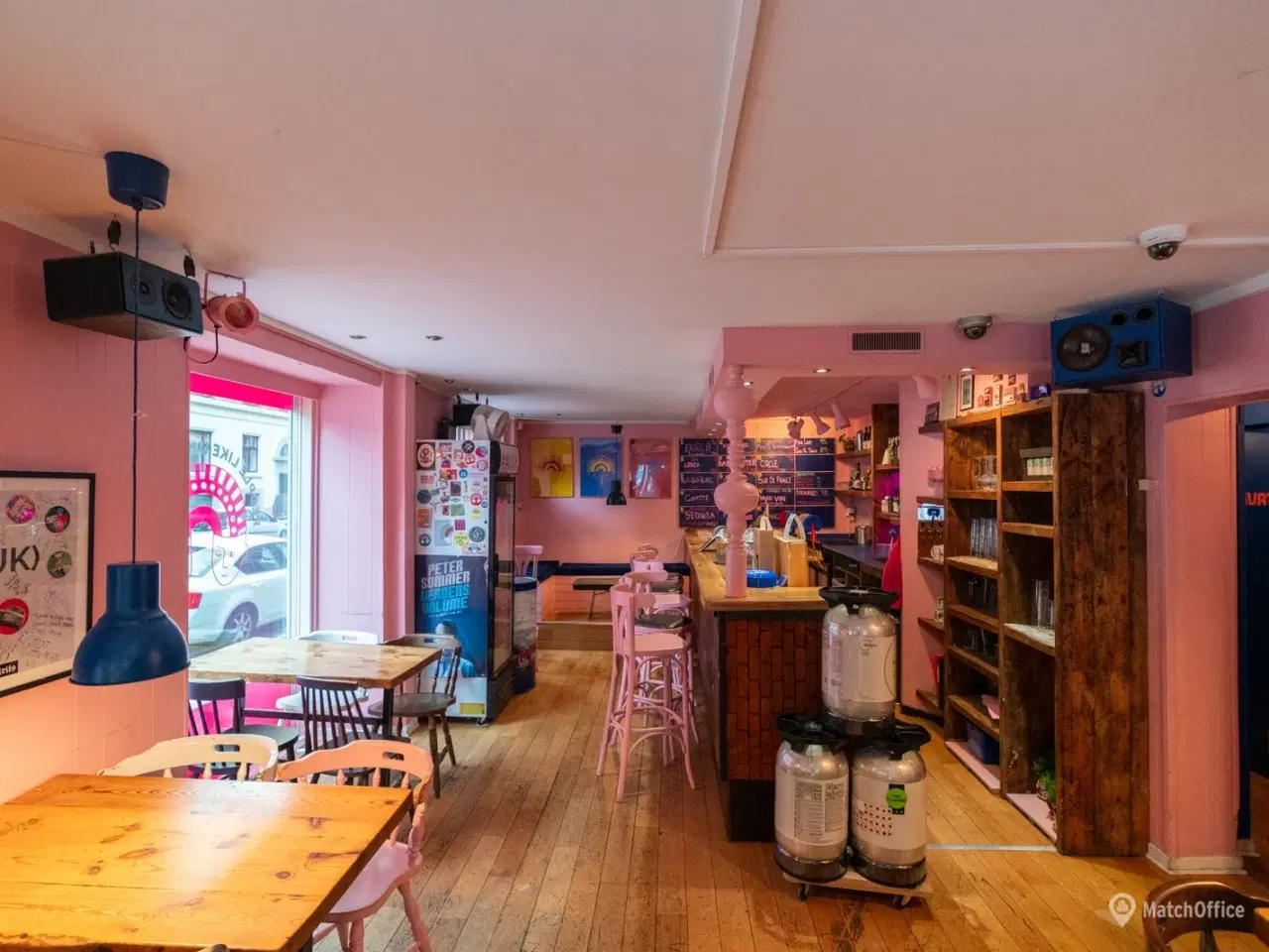 Billede 4 - Karakterfuld erhvervsandel med café-/barbevilling i hjertet af Nørrebro