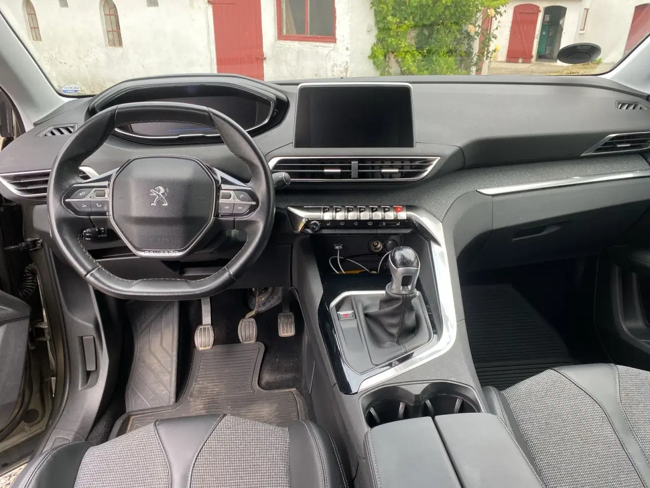 Billede 10 - Peugeot 5008 1,6 BlueHDi 120 Strike 7prs