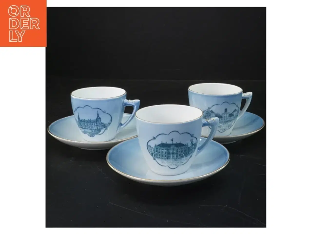 Billede 2 - Tekop-sæt med motiver af danske slotte fra Royal Copenhagen (str. 13,5 ø cm og. 7,5 ø x 6 cm)